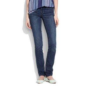 Dark wash “rail straight” madewell - like new!!